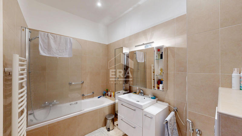 Appartement - 120 m² - 4 pièces