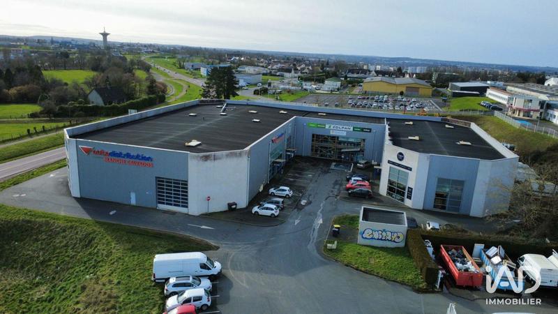 Local commercial - 1 127 m²