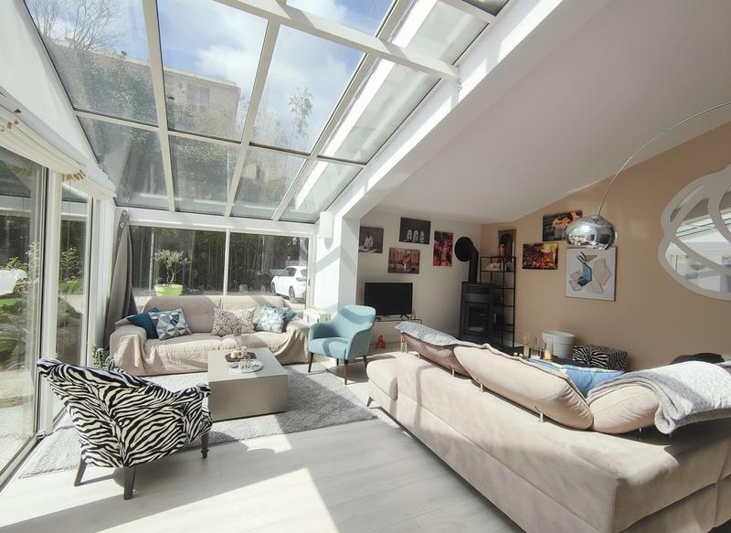 Maison traditionnelle - 187 m² - 6 pièces