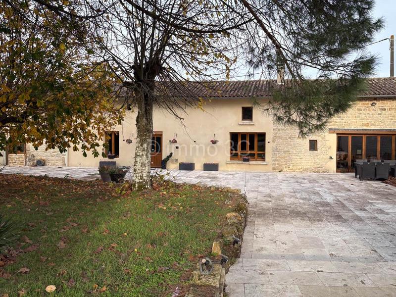 Maison - 190 m² - 6 pièces