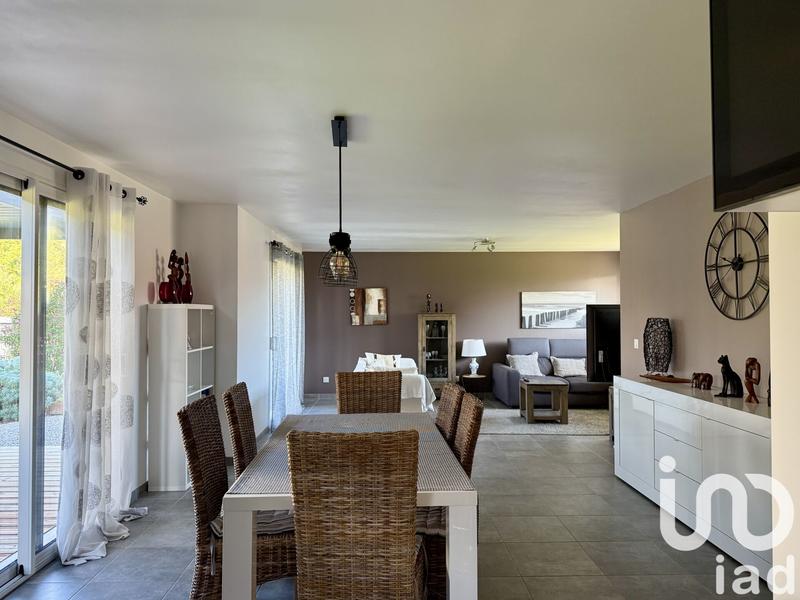 Maison - 160 m² - 6 pièces