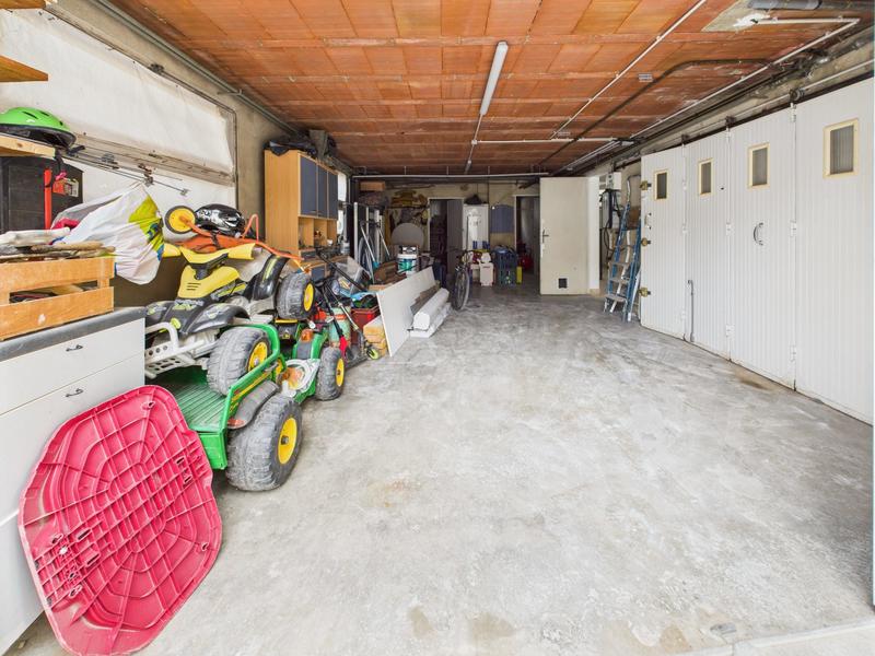 Maison - 235 m² - 7 pièces