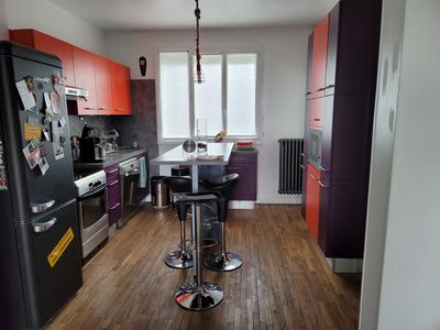 Maison - 83 m² - 5 pièces