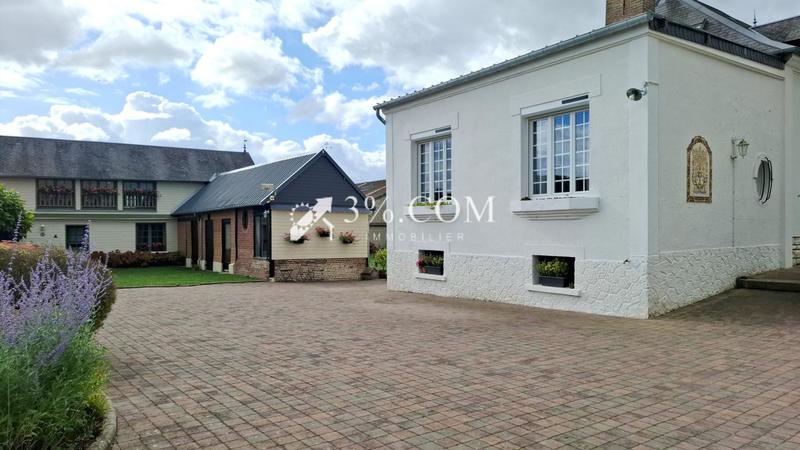 Propriété - 330 m² - 13 pièces