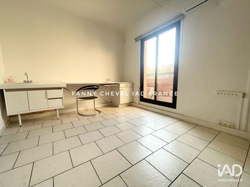 Local commercial - 72 m² - 5 pièces