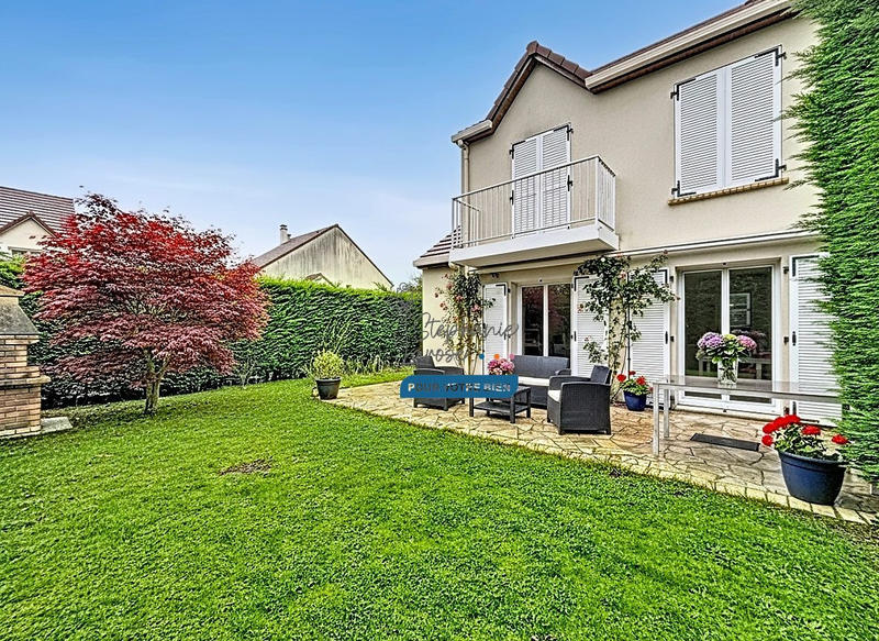 Maison - 107 m² - 6 pièces