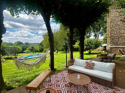 Maison - 200 m² - 9 pièces