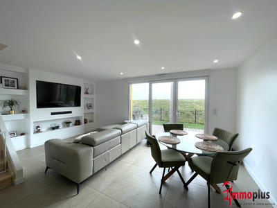 Maison - 80 m² - 4 pièces