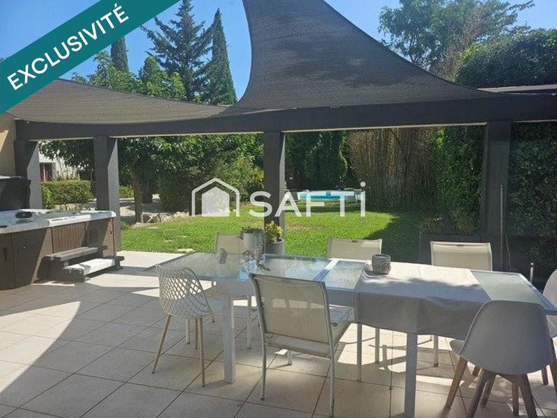 Maison - 293 m² - 8 pièces