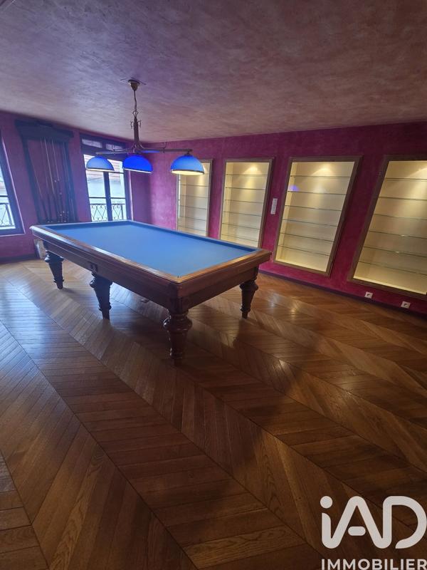 Maison - 358 m² - 10 pièces