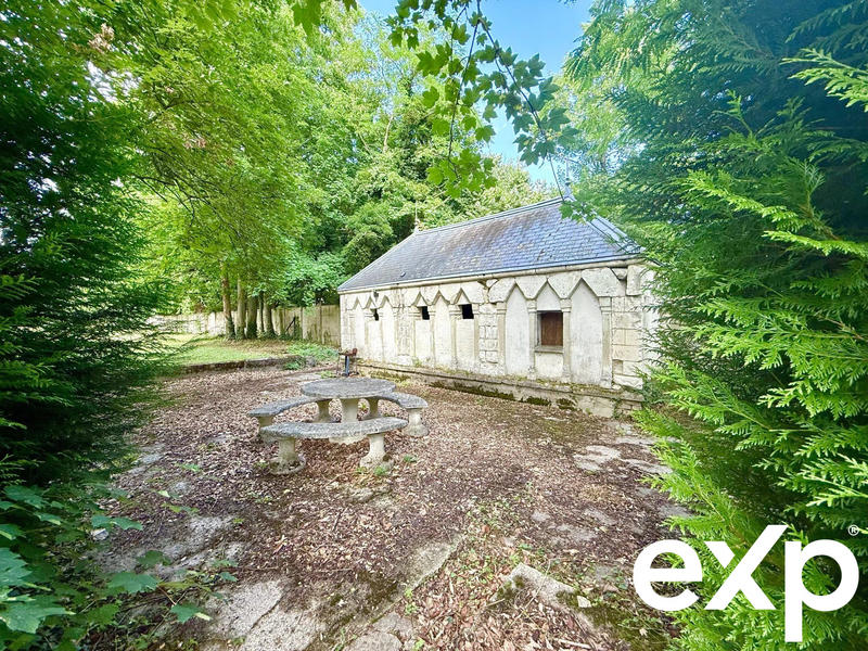 Château - 1 200 m² - 26 pièces