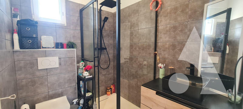 Maison - 168 m² - 7 pièces