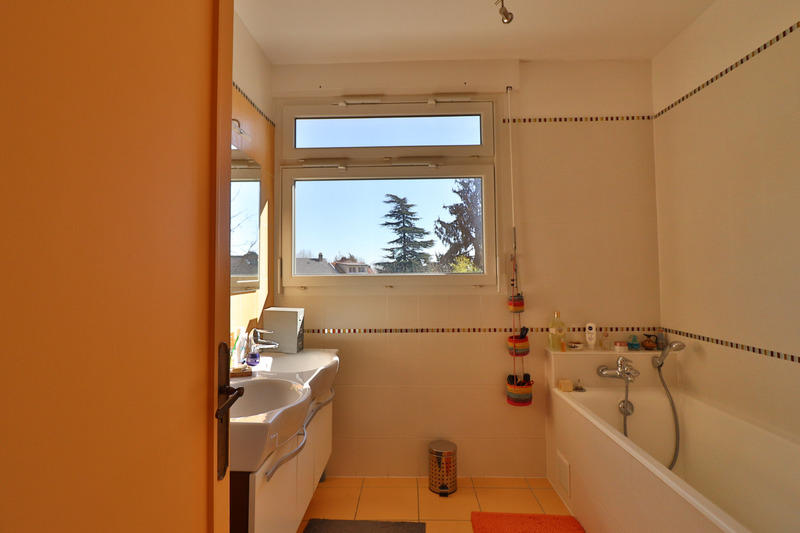 Maison - 220 m² - 7 pièces