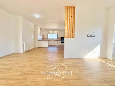 Maison - 132 m² - 5 pièces