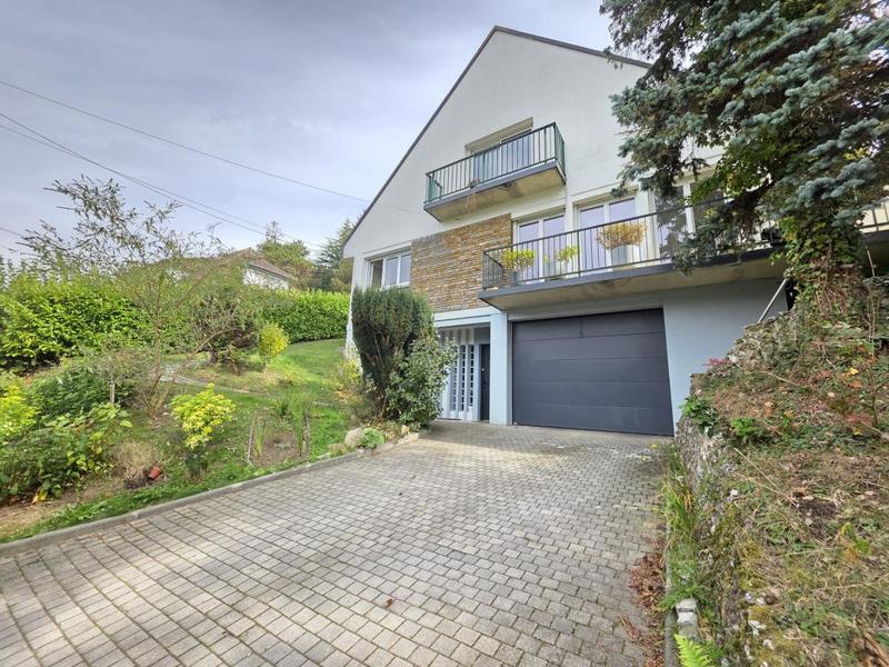 Maison ancienne - 220 m² - 8 pièces