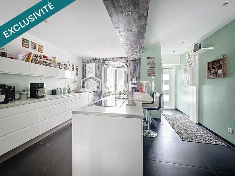 Maison - 146 m² - 6 pièces