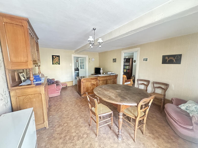 Maison - 102 m² - 6 pièces