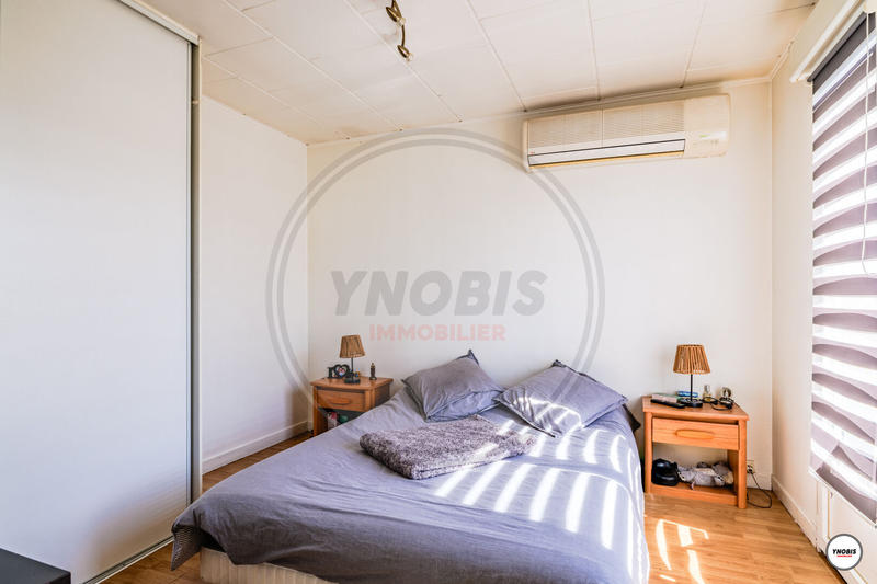 Maison - 96 m² - 5 pièces