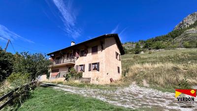 Maison - 131 m² - 7 pièces