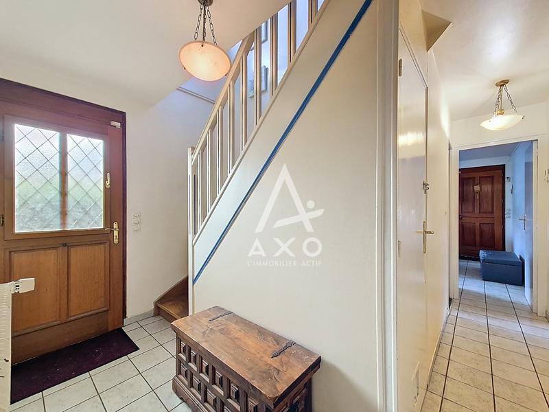 Maison - 147 m² - 9 pièces