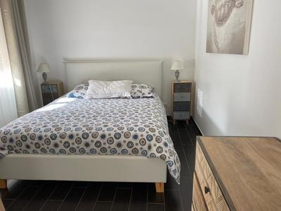 Appartement - 65 m² - 2 pièces