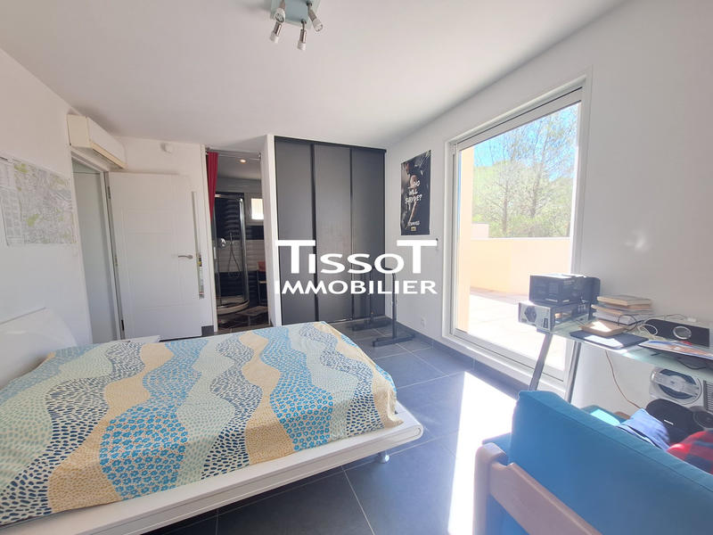 Maison contemporaine - 192 m² - 6 pièces