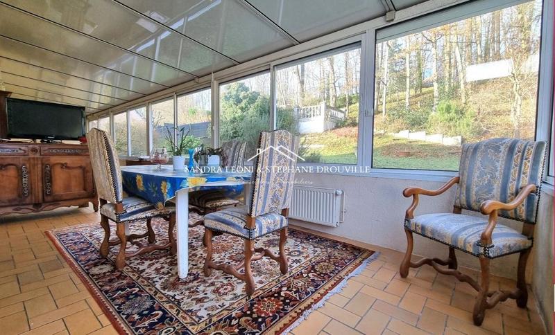 Maison - 157 m² - 6 pièces