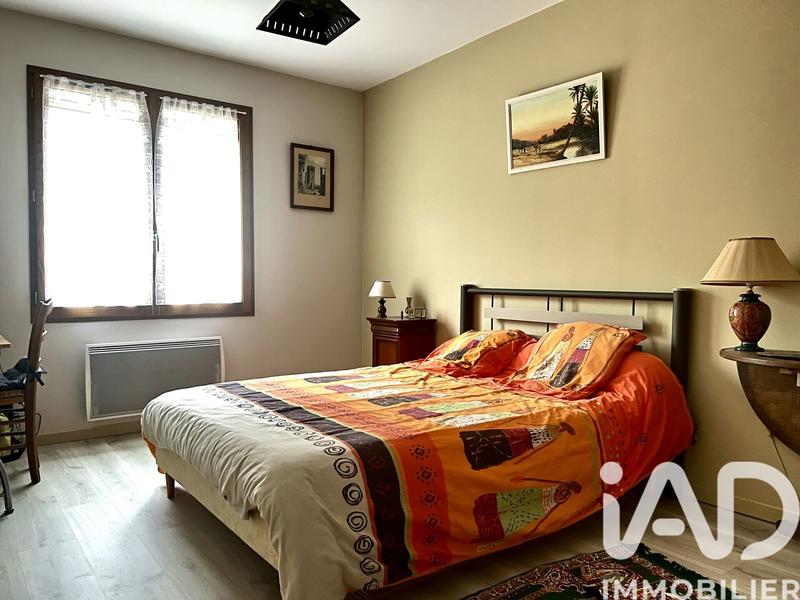 Maison - 280 m² - 6 pièces