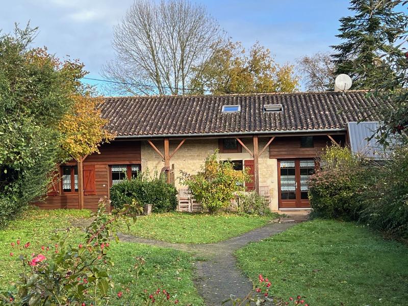 Corps de ferme - 195 m² - 9 pièces