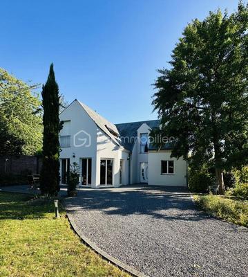 Maison - 160 m² - 4 pièces