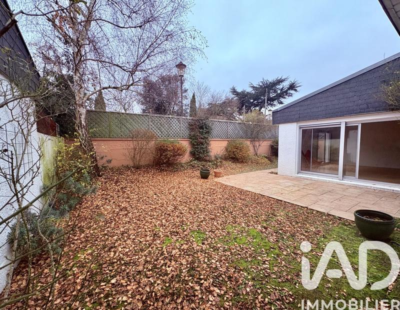 Maison - 121 m² - 5 pièces