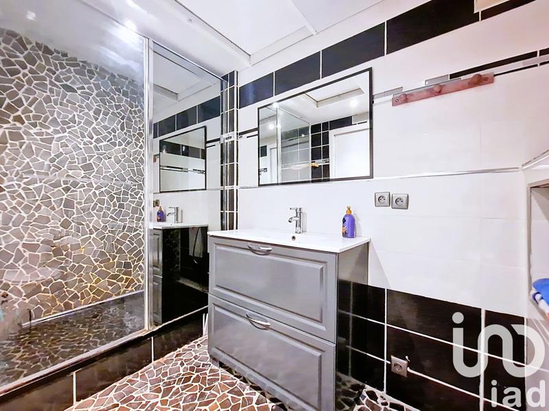 Maison - 143 m² - 6 pièces