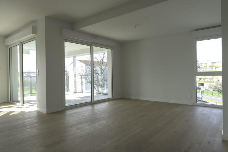 Appartement - 104 m² - 4 pièces