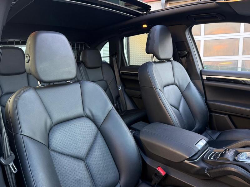 Porsche Cayenne 3.0 V6 245 *Pack SportDesign*Toit Pano*Bose*Ja 21''*