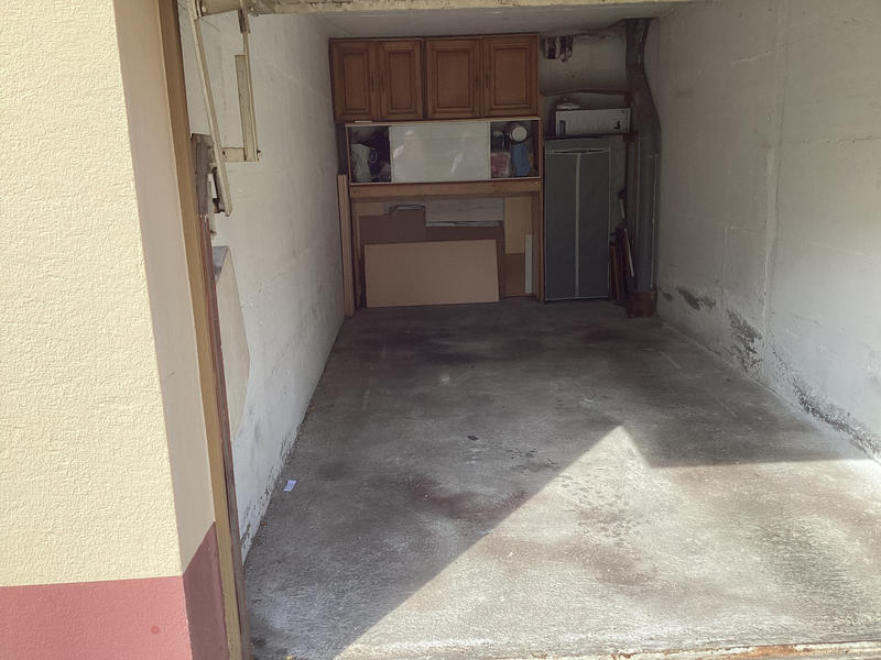 Parking / Garage - 15 m²