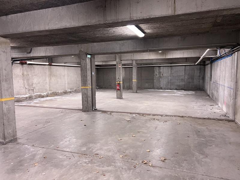 Appartement - 225 m² - 10 pièces