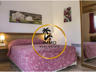 Bureau - 1 228 m² - 42 pièces