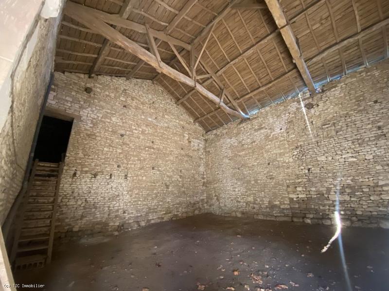 Corps de ferme - 210 m² - 7 pièces