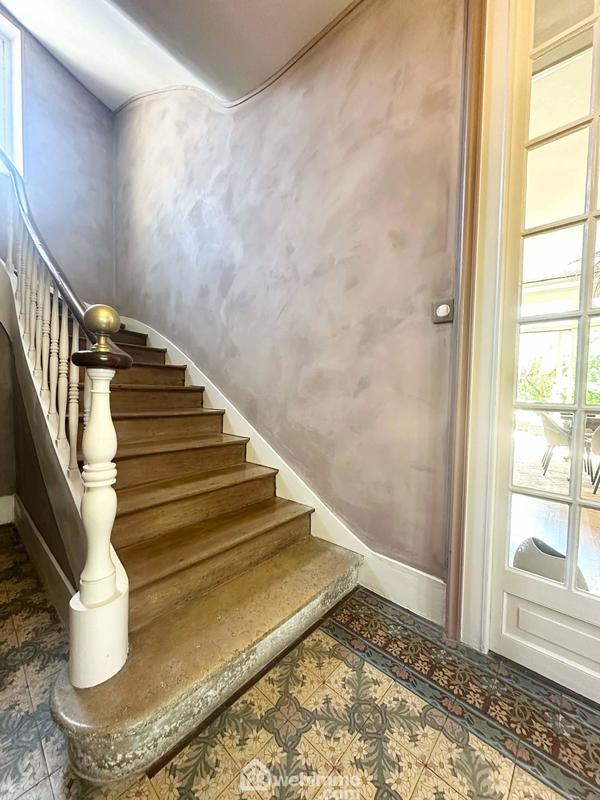 Maison de maîtres - 341 m² - 8 pièces