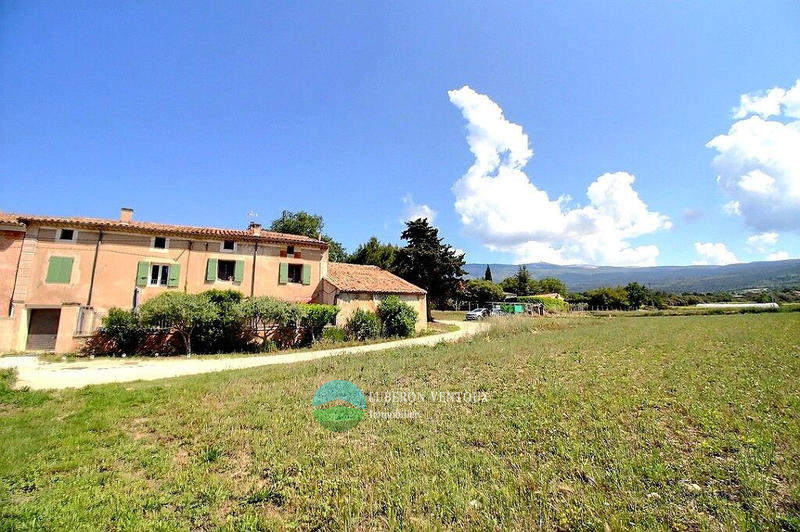 Propriété - 457 m² - 16 pièces