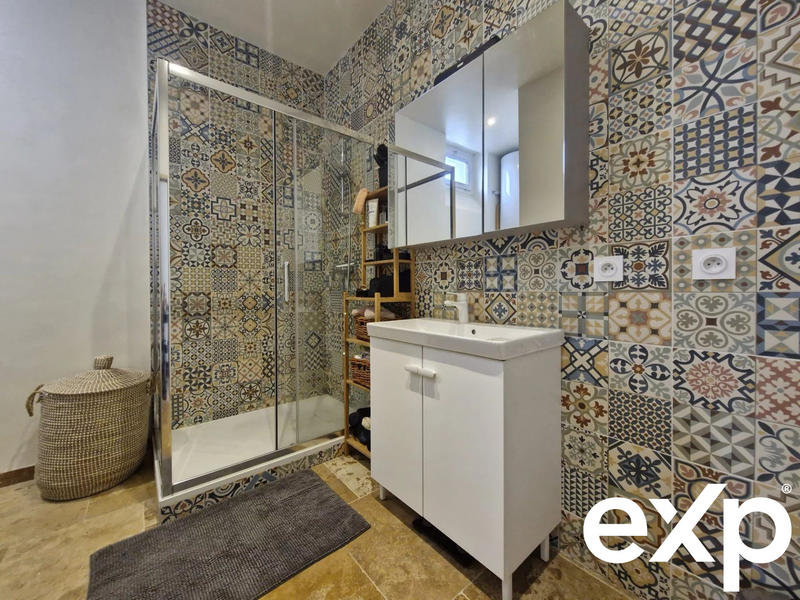 Appartement - 80 m² - 3 pièces