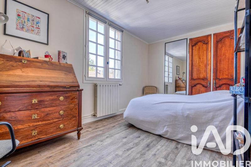 Maison - 186 m² - 8 pièces