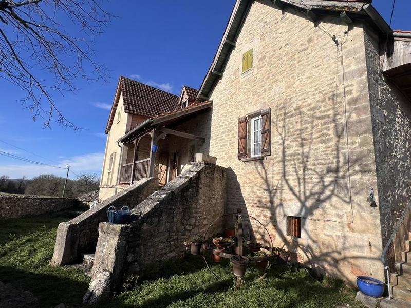 Corps de ferme - 113 m² - 5 pièces