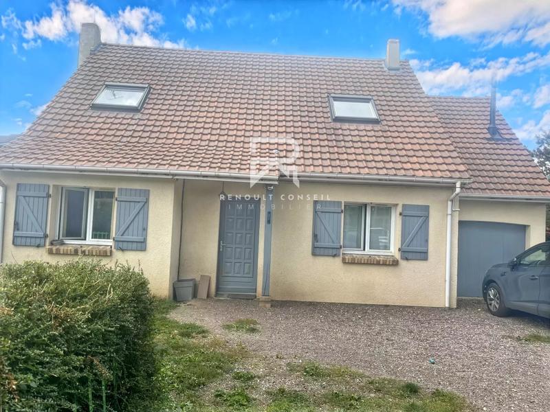 Maison - 1 000 m² - 8 pièces