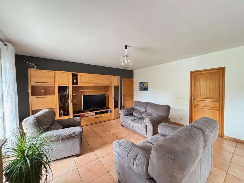 Maison - 236 m² - 5 pièces