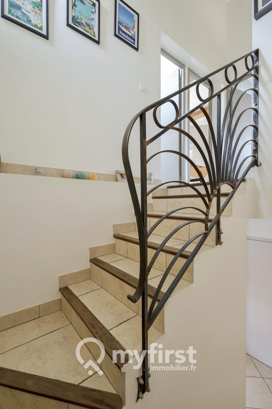 Maison - 120 m² - 5 pièces