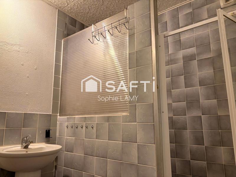 Appartement - 94 m² - 5 pièces