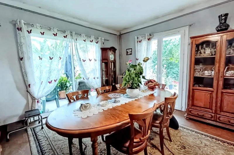 Maison - 145 m² - 6 pièces