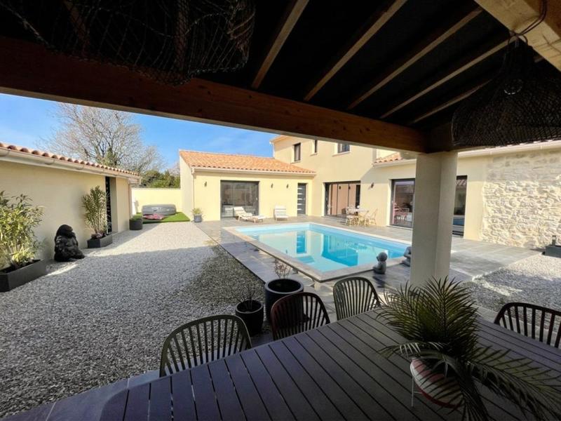 Villa - 150 m² - 5 pièces
