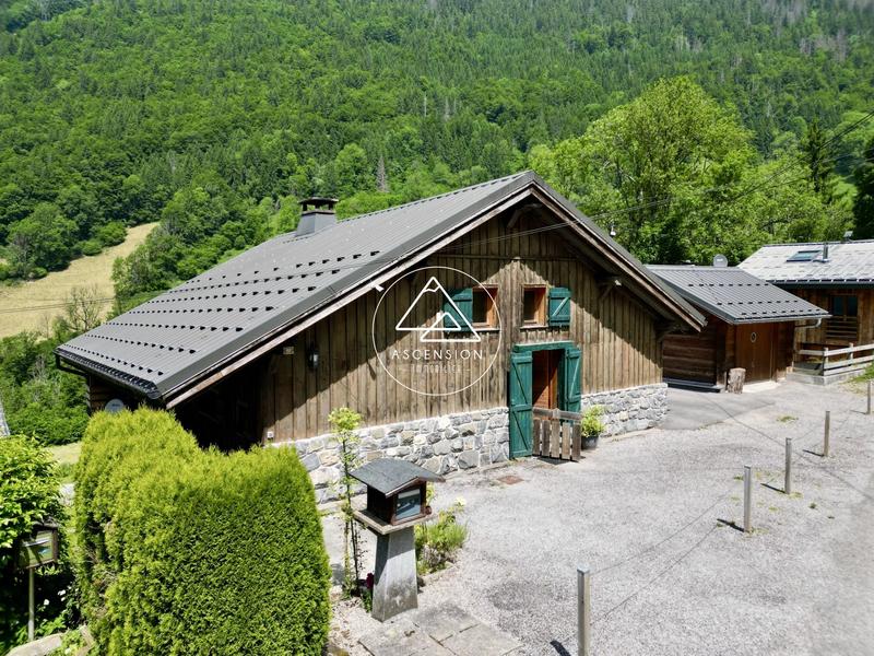 Châlet - 152 m² - 5 pièces